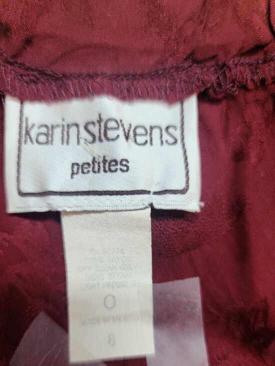 Karin Stevens Petites Skirt and Top Red, Ladies size 8P - Picture 10 of 10